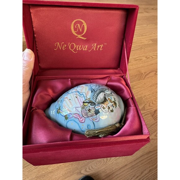 Ne 'Qwa Art Blown Glass‎ Ornament Reverse Painted By Artist Peggy Abrams In box - Picture 1 of 9